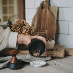 CRUSHGRIND Kiruna Morter Støpejern/Akasia