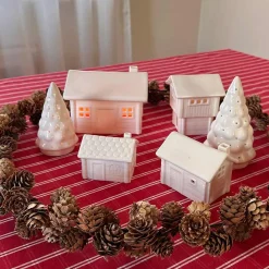 PORSGRUNDS PORSELÆNSFABRIK Jul på Tunet Tre 13cm